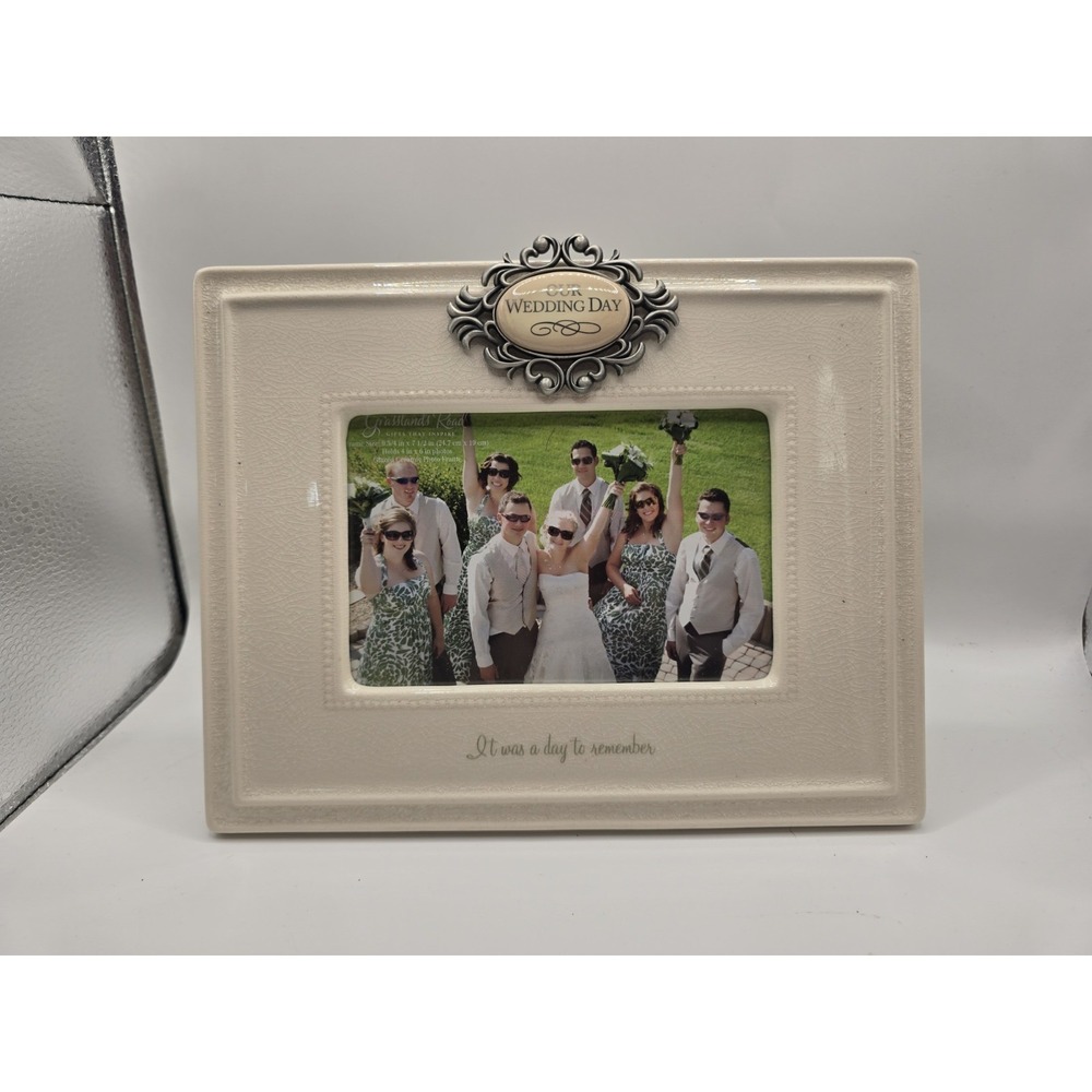 Grasslands OUR WEDDING DAY Frame